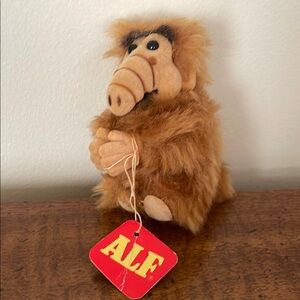 Vintage Alf clip on. Perfect condition. Tag is on but bent.